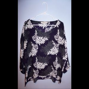 LOFT Tops - Lightweight long sleeve blouse LOFT Tops - Lightweight long sleeve blouse